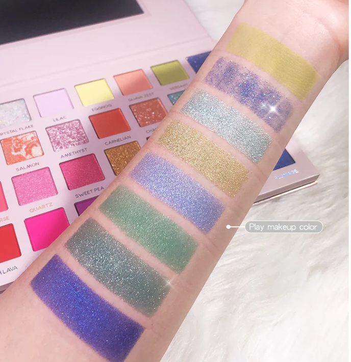 Feather Kingdom Eyeshadow Palette